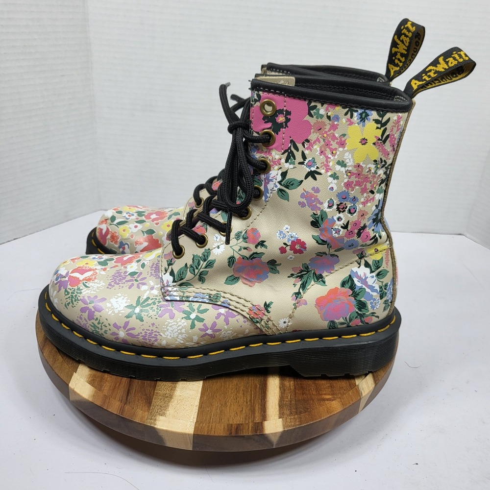 Dr. Martens 1460 Boots Women 7 Cream Floral Excellent Leather Lace Up